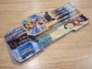 ดินสอไม้12ชิ้น/แพ็ค ลายการ์ตูนNezha น่ารักๆ3แบบให้เลือก มาพร้อมปลอกดินสอ กบเหลาดินสอ พร้อมส่ง