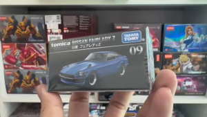 Mô Hình Xe Takara Tomy Tomica Premium No.09 Nissan Fairlady Z (S30) - Mở Được Cửa (Tỉ Lệ 1/60)