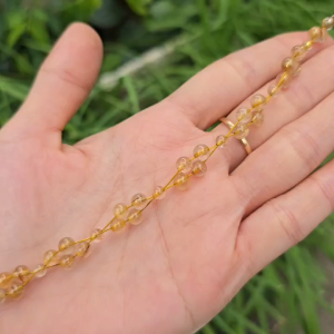 Q2226 Lắc tay hạt Thạch Anh Tóc Vàng móc Bạc freesize cho Thổ và Kim - Phong Thuỷ TUDO P