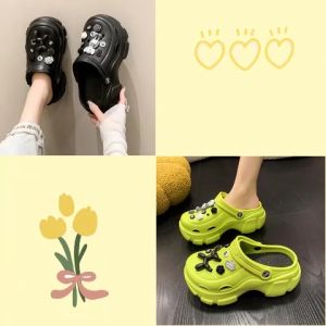 Lishops ฮิตมาก รองเท้าแตะยางนิ่ม ดีไซน์ใหม่ดูหนาขึ้นใส่แล้วเต็มเท้ามากขึ้น วัสดุยางนิ่มบิดได้คืนรูปไวไม่บิดเบี้ยวใส่แล้วสบายเท้ามาก