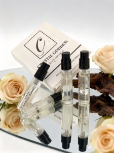 น้ําหอมคริสตัลเทพธิดา ตัวอย่างเล็ก กลิ่นหอมแสงธรรมชาติพร้อมวัตถุดิบฝรั่งเศสอันประณีต เหมาะสําหรับทุกสภาพผิว