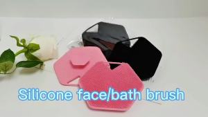Soft Silicone Exfoliating Brush Cleanser Manual Body Cleansing Scrubber Shower Gentle Massage Bath Brush For Men and Women