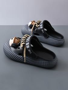 2025 Summer Mens Hole Shoes Thick Bottom Anti-Slip Breathable Beach Couple Sandals Casual Wear Outdoor Comfortable EVA Material