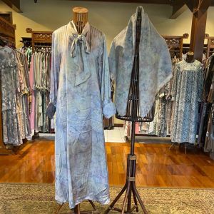 Arsya Set Dress + Jilbab Dian Pelangi LIMITED EDITION Setelan Busana Muslim Gamis Syari Outfit Casual Formal Pesta Kondangan Pernikahan Wanita Hijaber Cantik Anggun Modis Modern Elegan Mewah Model Korea Terbaru Motif Jumputan Hand Made Kekinian