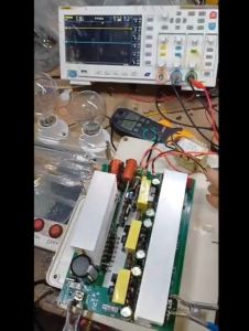 Kích điện 1500w inverter sóng sin chuẩn  chuyển điện 12V sang 220V  jb chỉ . 98Ok