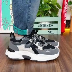 Keeping Sepatu Sneakers Pria Casual Sepatu Olahraga Kekinian Cowok Outdoor Hitam KSR733
