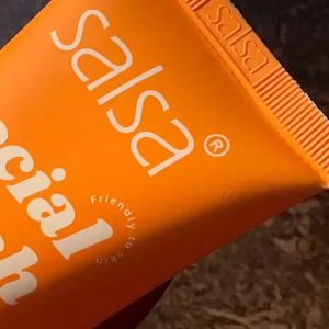 SALSA Facial Wash Gentle and Mild (Sabun Pembersih Wajah untuk Semua Jenis Kulit)