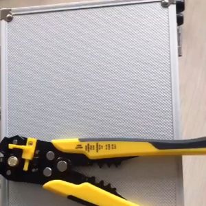 Kìm Tuốt Dây Điện và Bấm Cos Đa Năng Mẫu Mới: Hàng Chất Lượng Cao cho Công Việc Chuyên Nghiệp