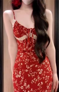 Ielgy Màu Đỏ treo váy hoa retro khí eo mỏng dài ăn mặc cho phụ nữ