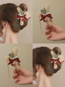 Furry Bell Hair Clip Autumn Winter Girl Butterfly Knot Tassel Hair Clip Christmas Hair Accessories Comb Hairpin Hair Gripper