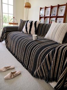 Retro French Style Sofa Cover Cloth Full Cover Season Universal Anti Slip High End Feel Blanket One Piece Sofa Covering