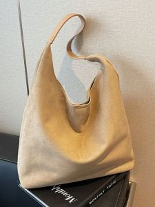 Retro Velvet Commuter Bag Womens Large Capacity Casual Tote Bag Single Shoulder Bag Underarm Bag Fashionable Korean Style