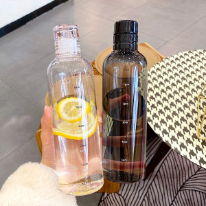 แก้วน้ำพลาสติกทรงเรียบง่ายสำหรับการออกกำลังกายในช่วงฤดูร้อน ความจุขนาดใหญ่ ดีไซน์แบบมืออาชีพ อุปกรณ์เสริมสำหรับใช้ในชีวิตประจำวัน