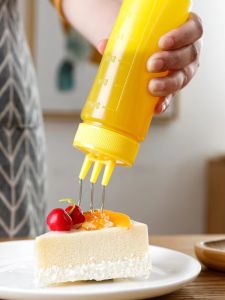 ขวดสQUEEZE 3 HOLE ขวดปรุงแต่งรสชาติ ขวดสลัด ขวดกันน้ำมัน ขวดซอส ขวดครีม ขวดใส่เครื่องปรุงรสในครัว