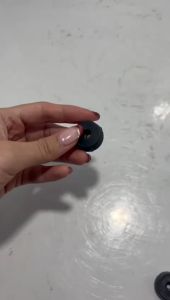 Kaki Karet Amplifier / Box Salon Speaker / Furniture Hitam Ukuran 2.5 cm