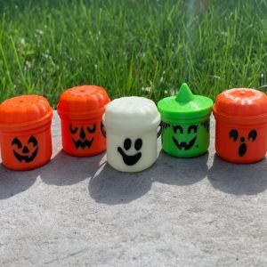 Mini Halloween Nostalgia Bucket Pumpkin Lantern Bucket Candy Jar Trick or Treat Basket Halloween Small Candy Bucket