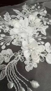 2PCS=1PairRope Embroidery Pearl Lace 3D Mirror Flower DIY Wedding Dress Application Embroidery Sewing Patches White