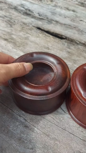 Gạt tàn gỗ cẩm hình trụ tròn vân tự nhiên GT01