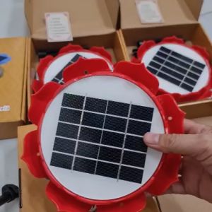 Máy Niệm Phật Hoa Sen Năng Lượng Mặt Trời 30 bài lón có khe cắm thẻ nhớ