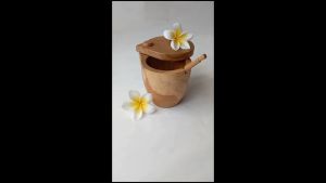 Gelas Wadah Bumbu Kayu Jati: Pilihan Terbaik untuk Gelas Sambal