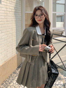 ชุดกระโปรงสั้นจีบสองชิ้นสไตล์เกาหลีสำหรับผู้หญิงในฤดูใบไม้ร่วง ชุดกระโปรงทรงเอเข้ารูปดีไซน์สั้น ชุดกระโปรงสั้นจีบ