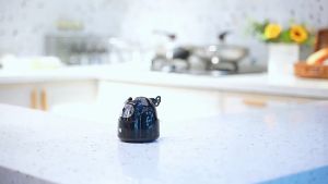 Phone Holder Smart Gimbal Stabilizer: Aplikasi AI Tracking, Kamera Face Recognition, dan Gimbal Tracking Gerakan