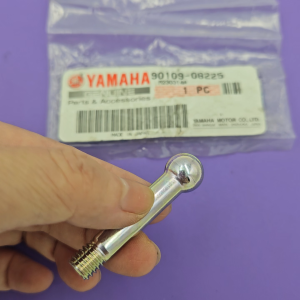 YAMAHA R15M V4 FRONT FOOT REST BOLT 90109-08225 PIN FOOT REST DEPAN 100% ORI JAPAN