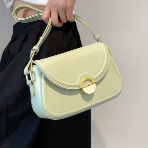 Spring Fashionable Womens Bag 2024 New Style Underarm Crossbody Small Square Bag Versatile Quality Sensation Single Shoulder Bag