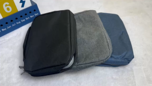 Toiletries Bag Travel Beg Women Multi Compartment Polyester PVC Pocket Top Handle