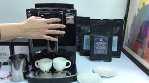 Máy Pha Cà Phê Tự Động DELONGHI ECAM 25.120.B Delonghi Coffee Maker Máy Pha Cafe Espresso Cappuccino Coffee Machine Dung Tích 1.8L 15 Bar Công Suất 1450W Nhập Khẩu Romania Bảo Hành 12 Tháng