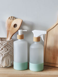 Original High Aesthetic Press Glass Empty Bottle Oil Vinegar Bottle Hotel Large Capacity Bath Gel Sub-Bottle Luxury Style round Shape