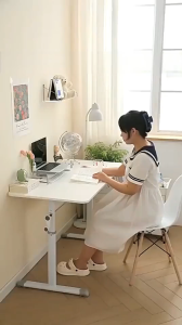 ORA Bàn học nhiều kiểu dáng để lựa chọn bền chắc có thể điều chỉnh độ cao vẻ ngoài đẹp mắt