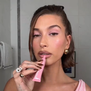 RHODE Peptide Lip Tint Nourishing Glaze