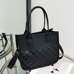 กระเป๋าถือผู้หญิงสไตล์เกาหลีปักลายความจุขนาดใหญ่ กระเป๋าสะพายไหล่สำหรับผู้หญิงในช่วงฤดูใบไม้ผลิปี 2024