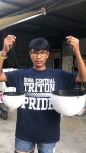 กระถางพลาสติกแขวนทรงกลมมีรูระบายน้ำพร้อมส่ง