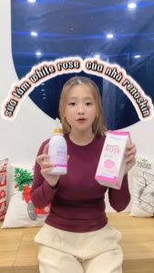 Sữa tắm trắng Hoa Hồng dưỡng trắng làm sạch sâu và dưỡng ẩm da Renoskin White Rose 500ml
