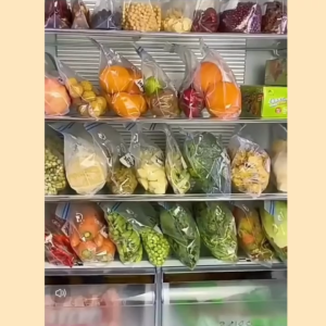 ถุงถนอมอาหาร บีบอัดแบบมีซิป ใส่อาหารผักและผลไม้ ผลิตจากพลาสติกคุณภาพดี ไม่ฉีกขาดหรือรั่วซึมง่าย