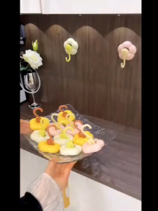 Gantungan Tempel Dinding Serbaguna Wall Hook Kop Portable Bentuk Bunga Tembok Tanpa Bor