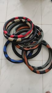 Sarung Stir CARBON SBTech (Seri Crown) Untuk SUV & MPV Sedan