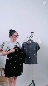 Áo thun nữ SAM CLO form dáng ôm body cổ tròn chất thun gân mềm mịn đính 9 NƠ ngắn tay