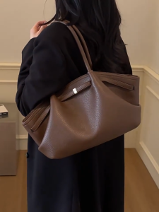 VELISSE กระเป๋าสะพายไหล่ผู้หญิง กระเป๋าถือ แฟชั่นสไตล์มินิมอล ความจุขนาดใหญ่ เรียบง่ายทันสมัย ใช้งานได้ทุกโอกาส