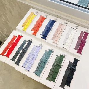 VUAERANG Silicone Braided Strap for Apple Watch Ultra 49mm Series 8/7 45mm 41mm Replacement Silicone Bracelet Strap Compatible for i Watch Band SE/6/5/4/3/2/1 44mm 40mm 42mm 38mm