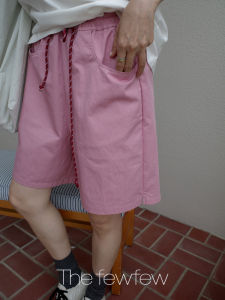 the Fewfew Casual Trousers High Waist Straight Leg Elastic Waist Color Block Drawstring Mid-Calf Shorts Irregular Texture