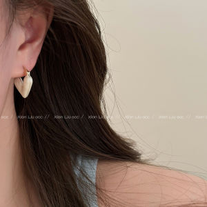 Unique Heart Shaped Earrings Womens Fashion Sensation Luxury Minimalist Design Dangle Studs Fresh out Korean Style Jewelry