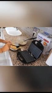 Waffle Maker Machine hot cake maker bread maker making Breakfast Lunch Snacks Keimav