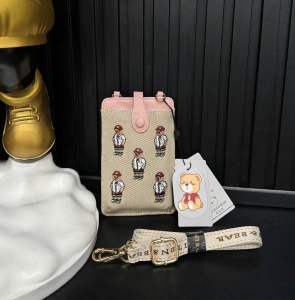 Túi Đeo Chéo Điện Thoại Gấu Ba0Ba0 Chuẩn Hãng Nhỏ Gọn Xinh Xắn Size 17.5cm (Auth Tuồn)
