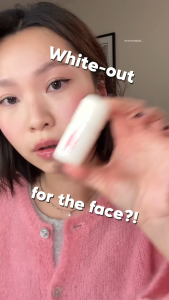 Má Hồng Kem Shaking Blur Cheek Hiệu Ứng Blur Làm Mịn Lớp Trang Điểm Wakemake Model 01 Blur Dung Tích 4g