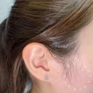 R05-10# Korean Helix Screw Small Mini Paris Tower Earrings Earrings Zircon Rhinestone Earrings Ear Bone Nails