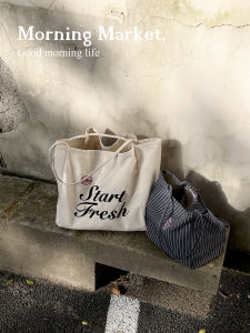 Morning Market Original Design เริ่มสดความจุขนาดใหญ่ปักกระเป๋าเป้สะพายหลังผ้าใบลาย Casual Tote Bag สําหรับเยาวชน