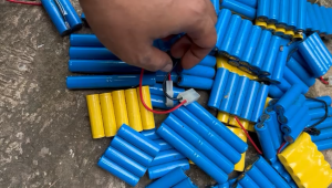 TERMURAH 1KG BATRE BEKAS RC KONDISI OFF 0 VOLT BATRE AA A2 CAS KONDISI 0 VOLT 1KG